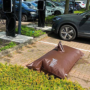 Treeib City auf dem Parkplatz